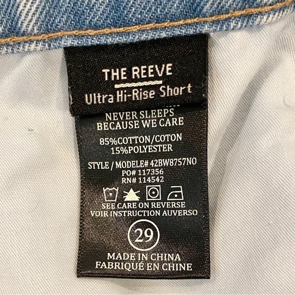 Blank NYC 8 (29) NWT Reeve High-Rise Cutoff Shorts Denim Womens Distressed - Picture 9 of 13